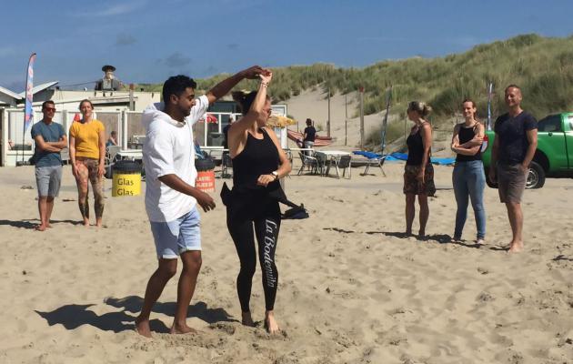 bachata leren katwijk bedrijfsuitje