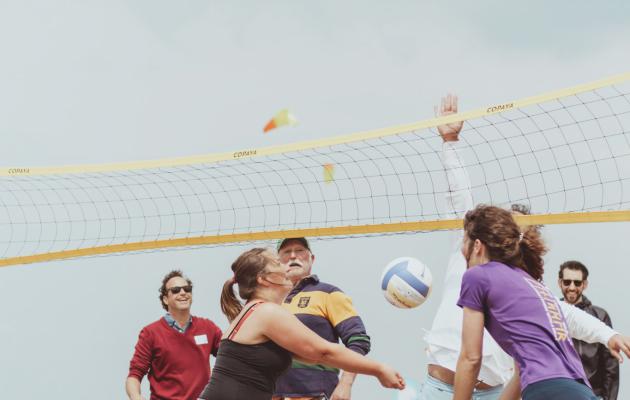 strand volleybal bedrijfsuitje katwijk